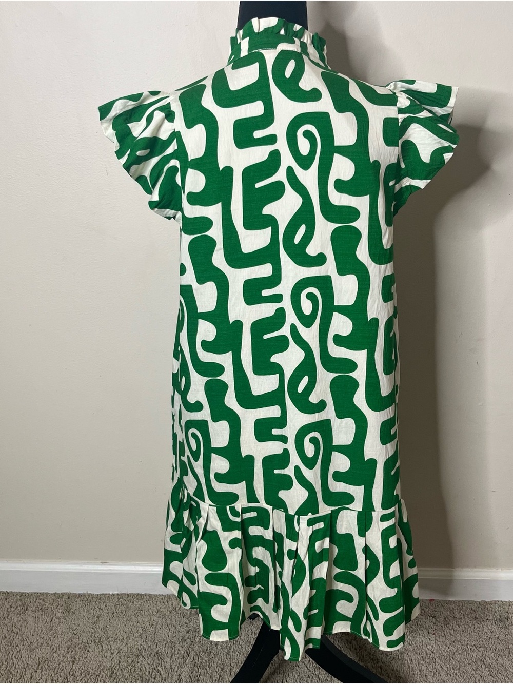THML Women’s Green White Abstract Print Ruffle Knee Length Dress Sz M~NWT - Picture 6 of 11